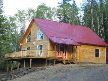outside1.jpg (46290 bytes)